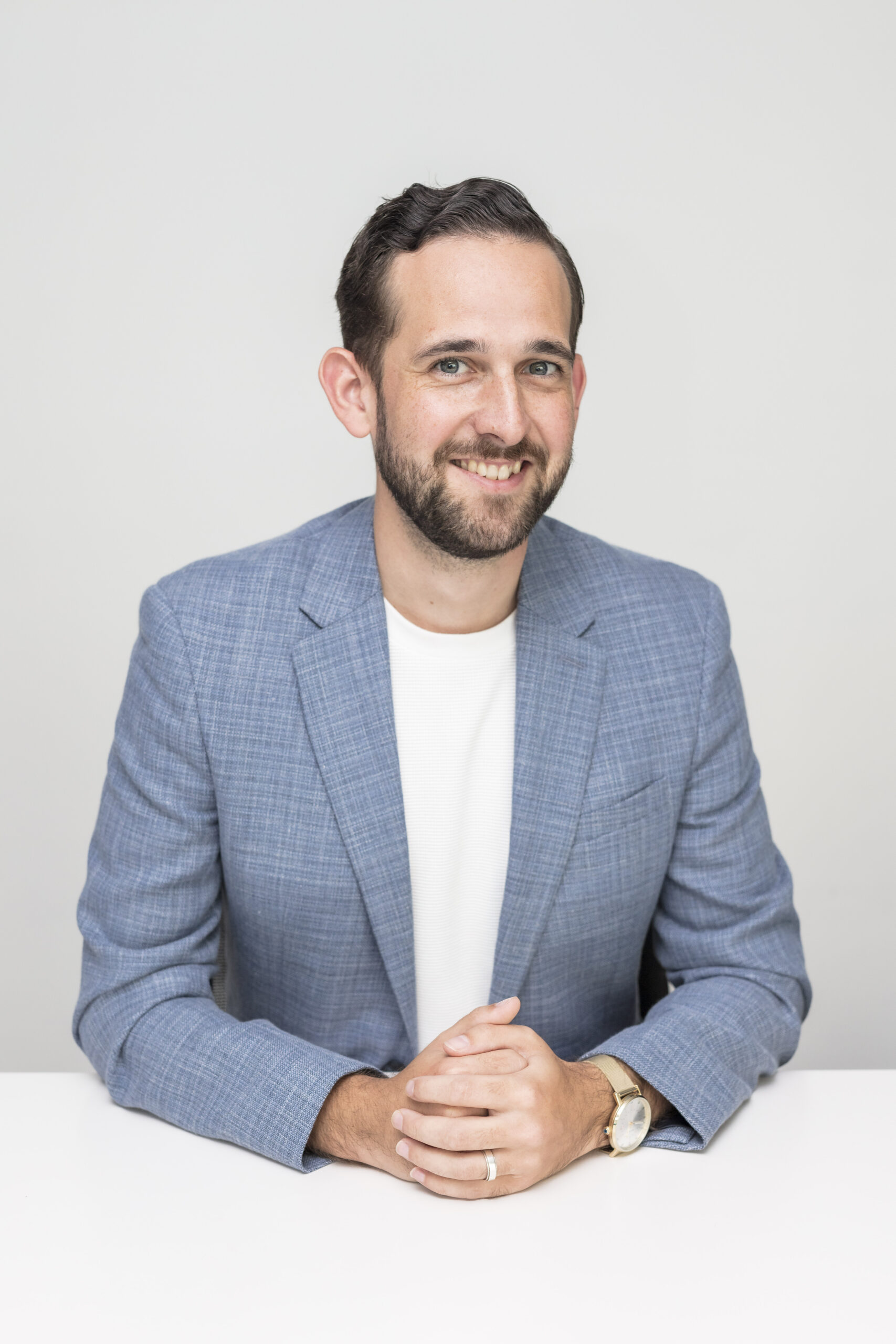 OLLY BRADLEY-BARNARD